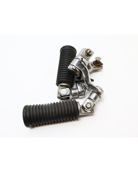 Harley-Davidson Street 750, passagerarfotpinne komplett (par)