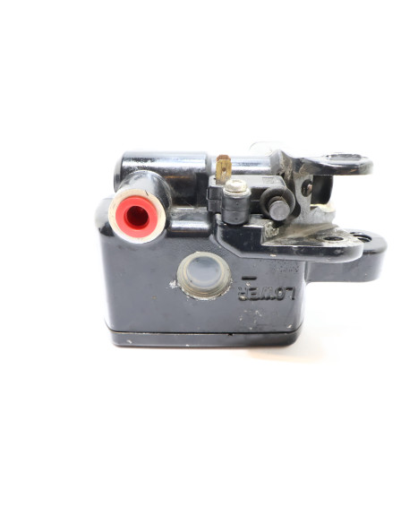 Yamaha XVS 1300A Midnight Star, bromscylinder fram