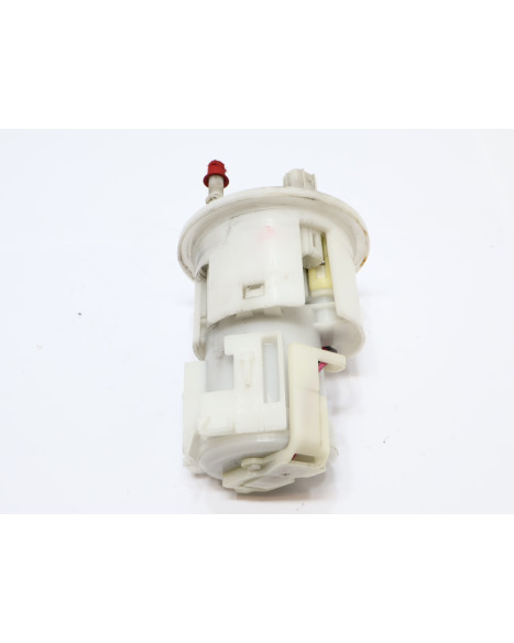 Yamaha XVS 1300A Midnight Star, bränslepump