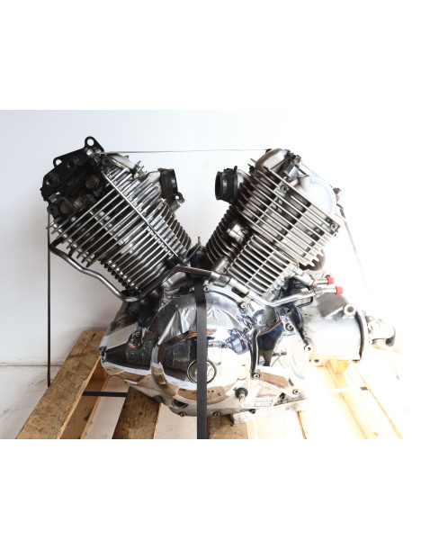 Yamaha XVS 1100 Dragstar, motor