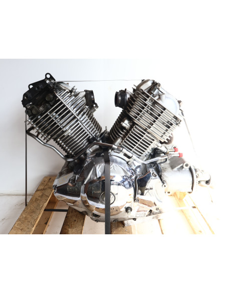 Yamaha XVS 1100 Dragstar, motor