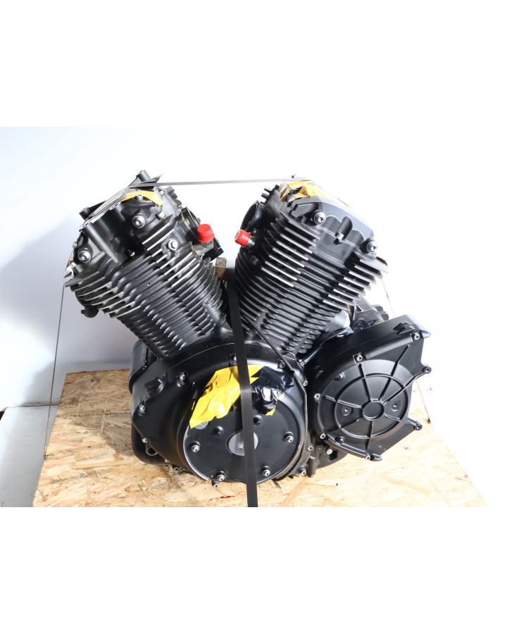 Yamaha XVS 1300A Midnight Star, motor