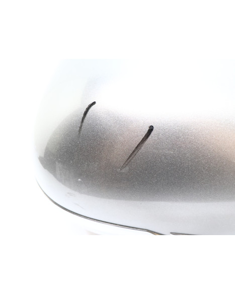 Yamaha XVS 1300A Midnight Star, bränsletank