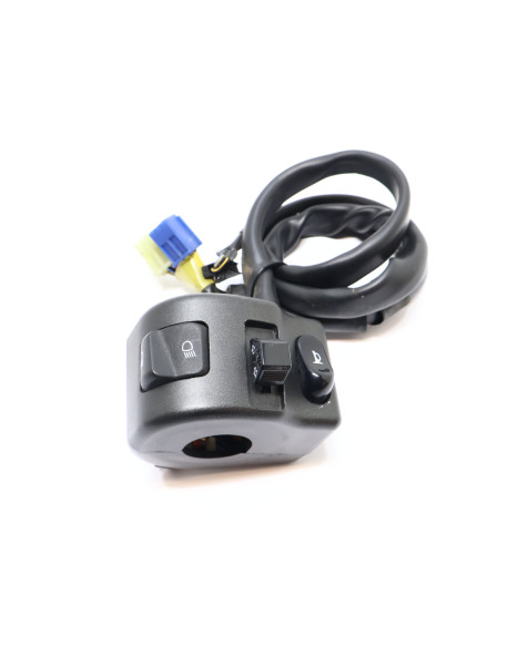 Yamaha XVS 1300A Midnight Star, omkopplare vänster