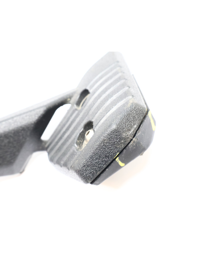 Aprilia SR50, passagerarfotplatta höger