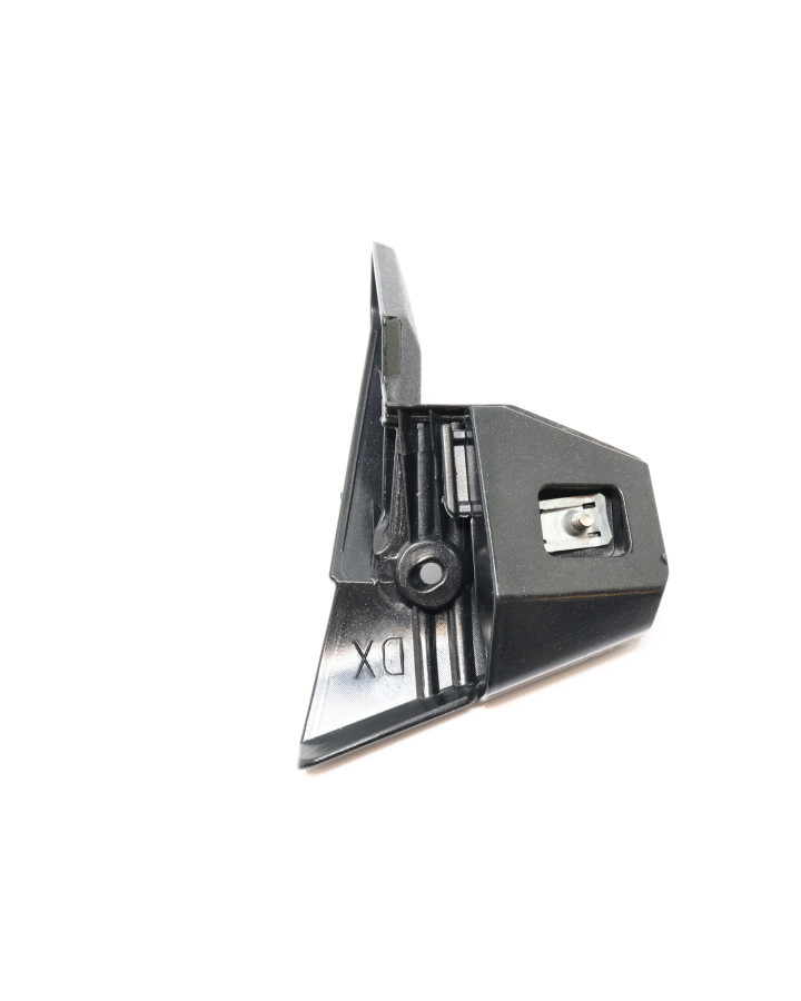 Aprilia SR50, passagerarfotplatta höger