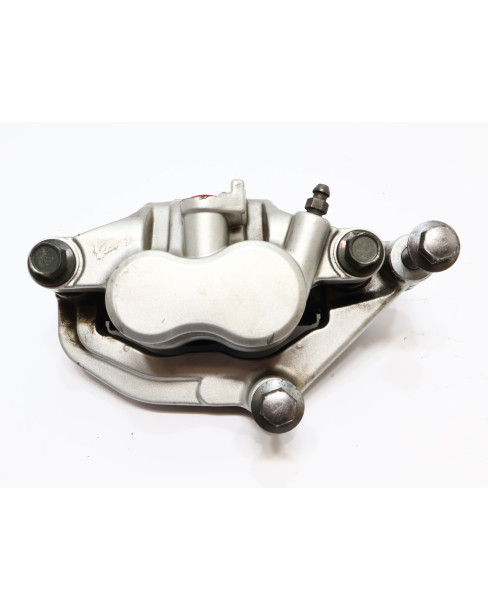 Yamaha XVS 1100 Dragstar, bromsok höger fram