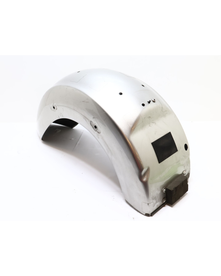 Yamaha XV 1900A Midnight Star, bakskärm