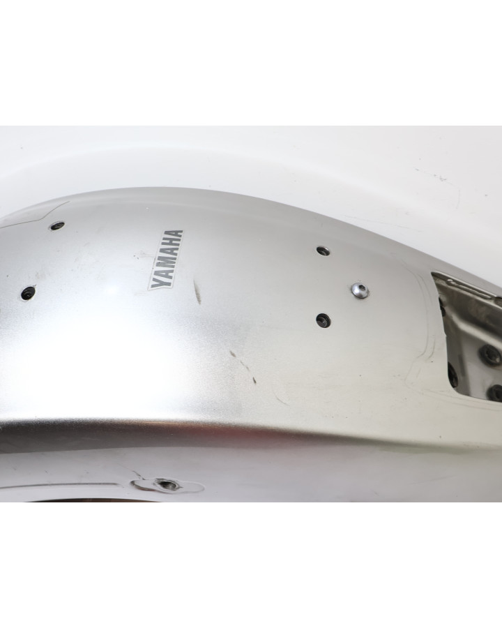 Yamaha XV 1900A Midnight Star, bakskärm