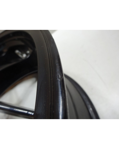 KTM 1290 Super Duke R, bakfälg