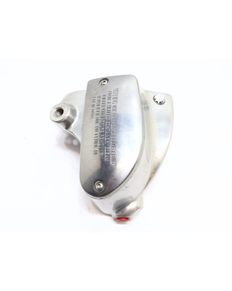 Yamaha XV 1900 Midnight Star, bromscylinder fram