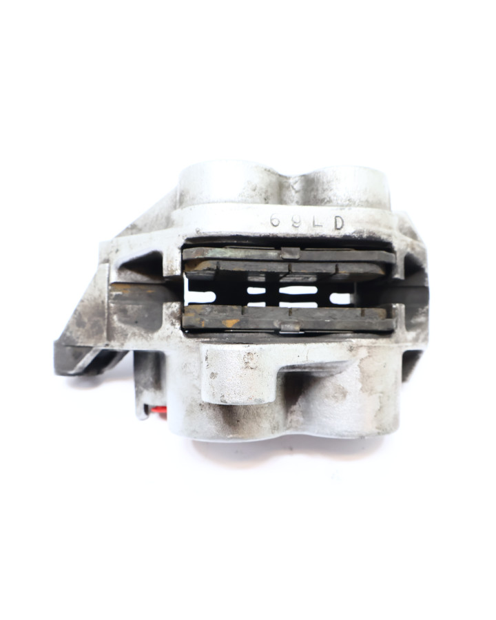 Yamaha XV 1900A Midnight Star, bromsok höger fram