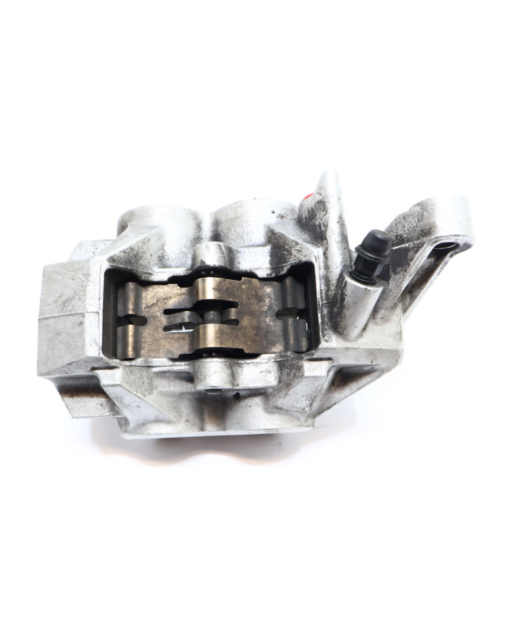 Yamaha XV 1900A Midnight Star, bromsok vänster...