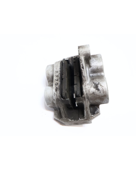 Yamaha XV 1900A Midnight Star, bromsok vänster fram