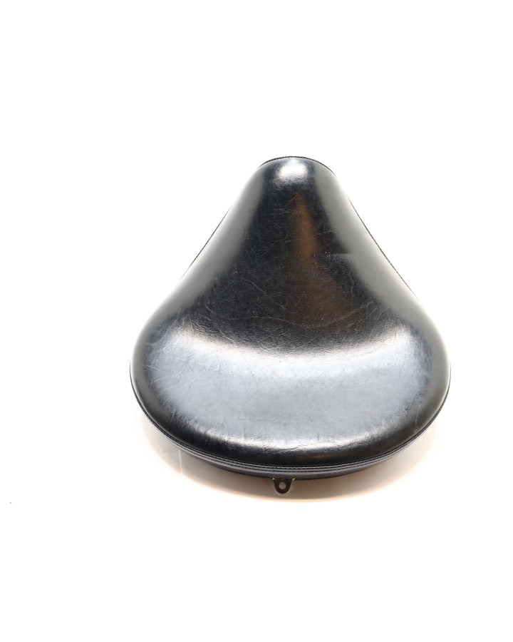 Yamaha XVS 1100A Dragstar, sadel