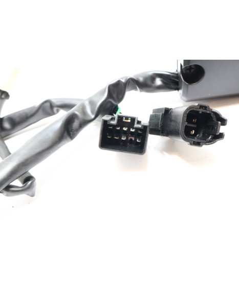 Kawasaki ZX-10R, omkopplare vänster