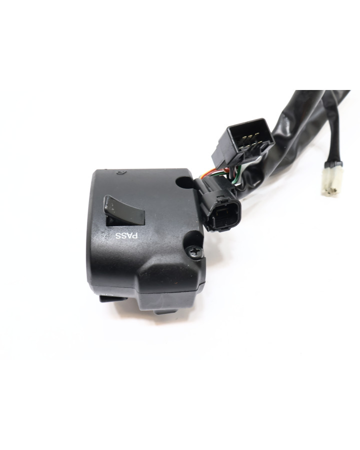 Kawasaki ZX-10R, omkopplare vänster