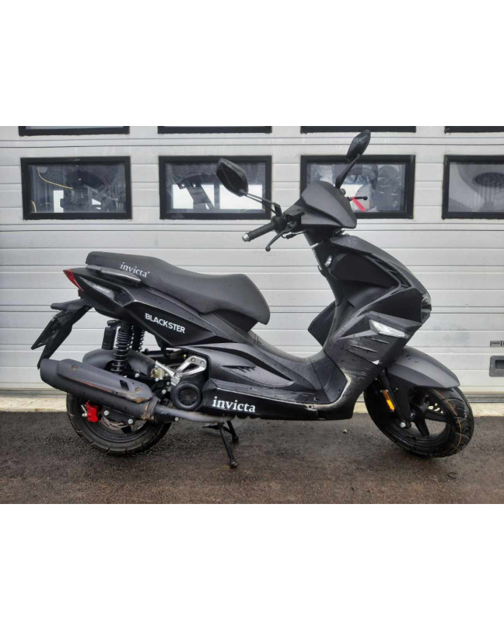 Invicta Blackster