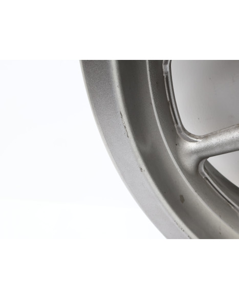 Yamaha XV 1900A Midnight Star, framfälg