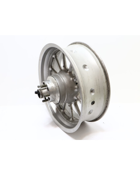 Yamaha XV 1900A Midnight Star, bakfälg