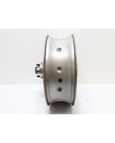 Yamaha XV 1900A Midnight Star, bakfälg