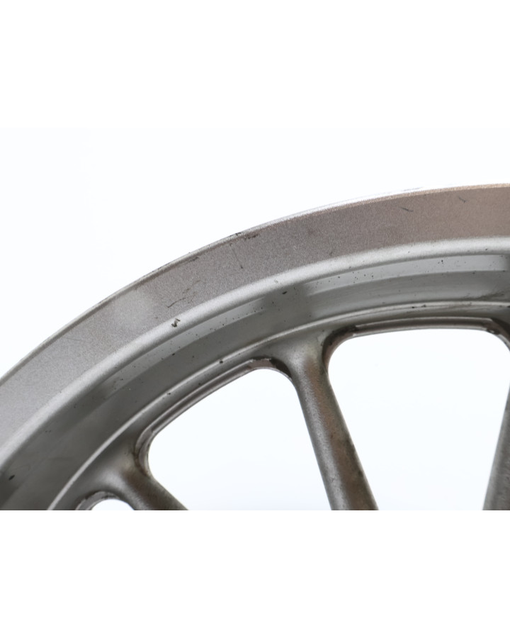 Yamaha XV 1900A Midnight Star, bakfälg