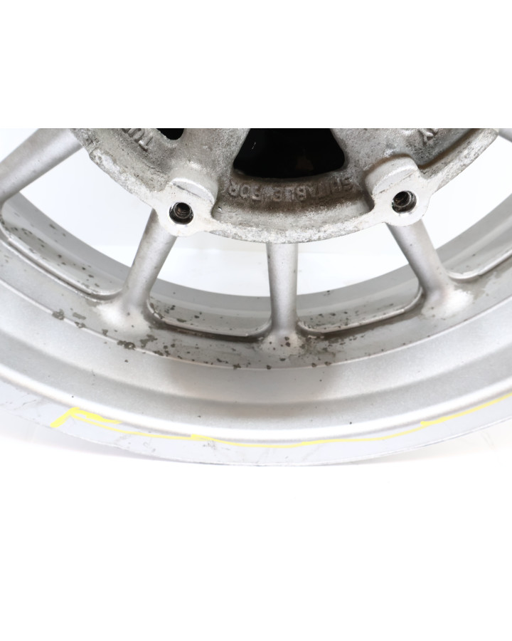 Yamaha XV 1900A Midnight Star, bakfälg