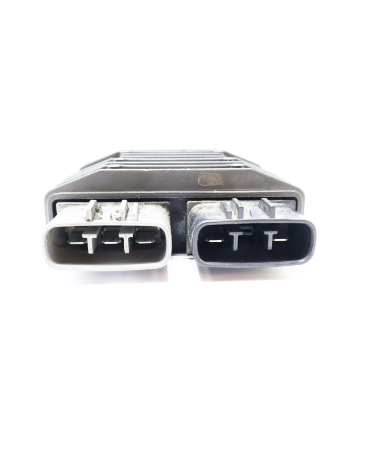 Harley-Davidson Street 750, voltregulator