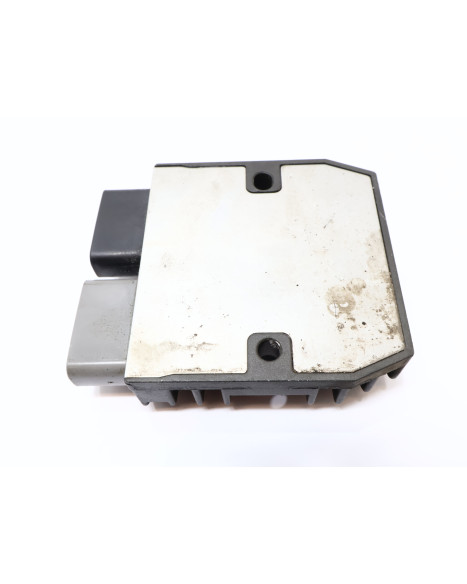 Harley-Davidson Street 750, voltregulator