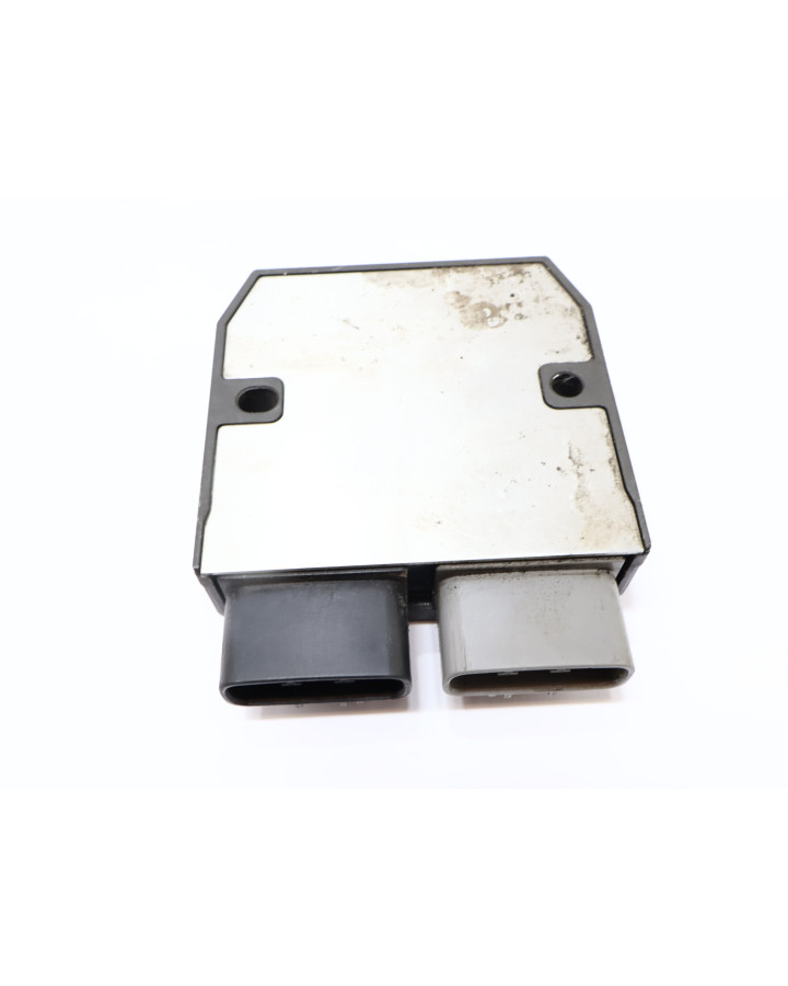 Harley-Davidson Street 750, voltregulator