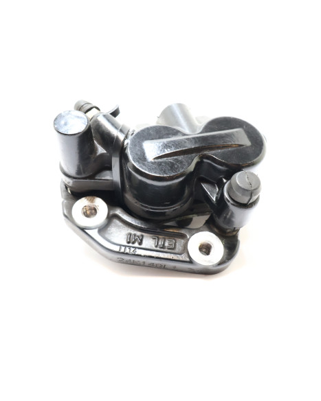 Harley-Davidson Street 750, bromsok fram