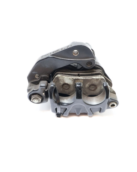 Harley-Davidson Street 750, bromsok fram