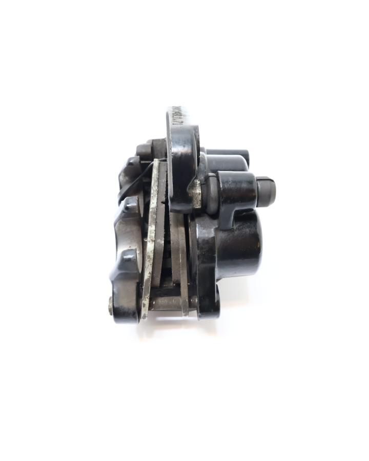 Harley-Davidson Street 750, bromsok fram