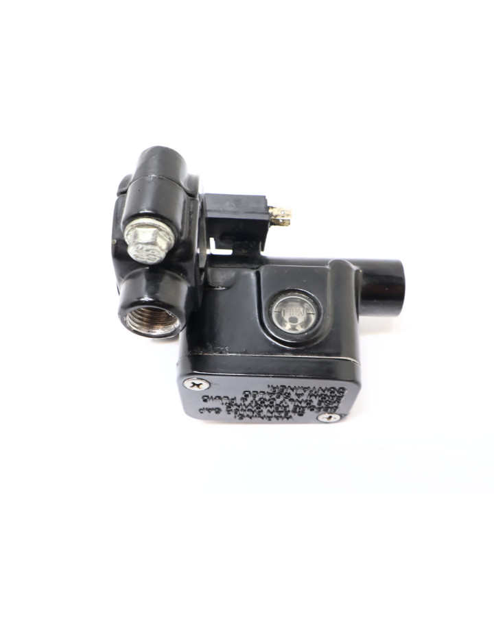 Harley-Davidson Street 750, bromscylinder fram