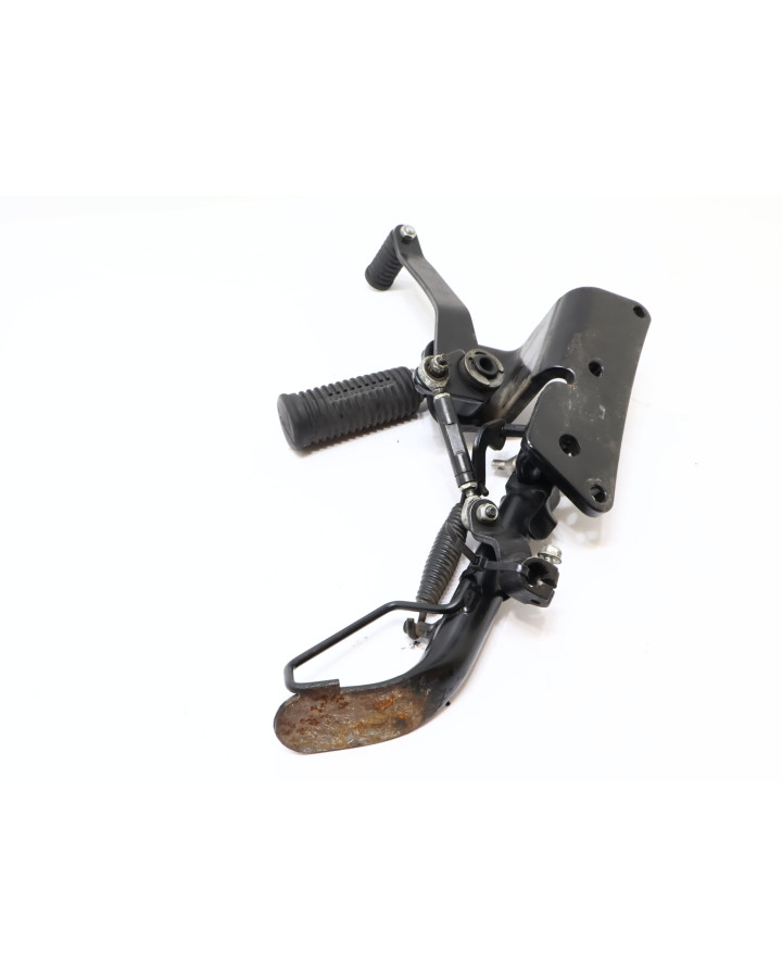 Harley-Davidson Street 750, fotpinne/sidostöd...