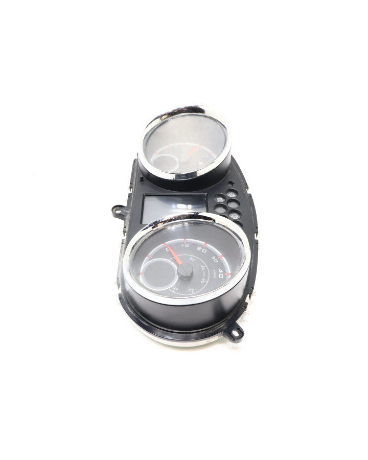 Aixam S9, instrumentpanel