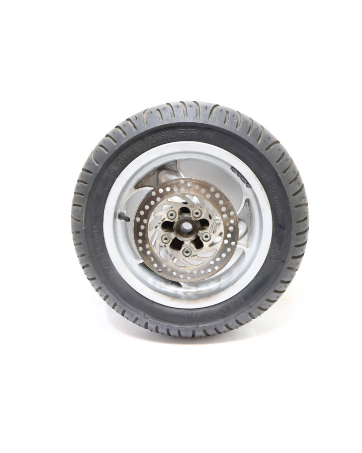 Kymco Grand Dink 250, bakhjul