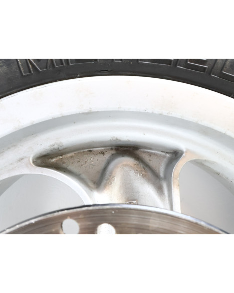 Kymco Grand Dink 250, bakhjul