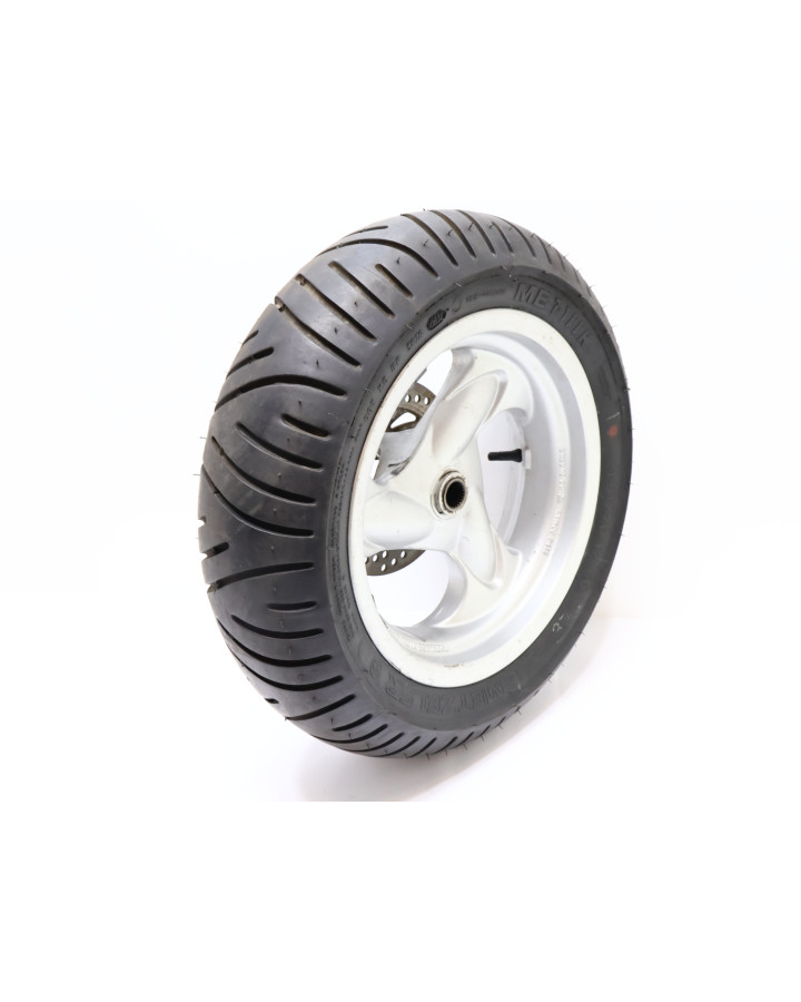 Kymco Grand Dink 250, bakhjul