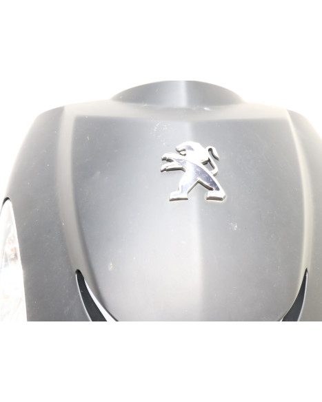 Puegeot Kisbee, frontkåpa komplett