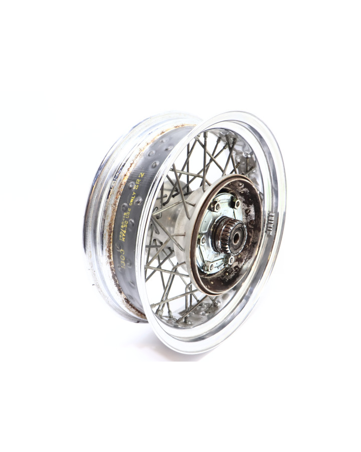 Yamaha XVS 1100 Dragstar, bakfälg