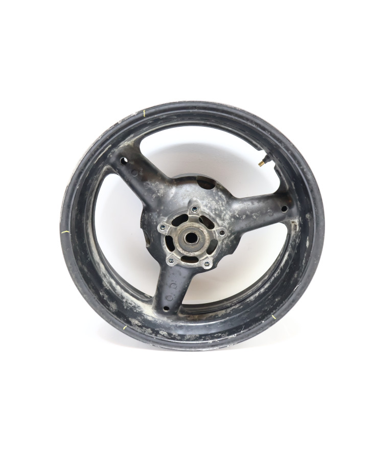 Suzuki GSX-R750, bakfälg