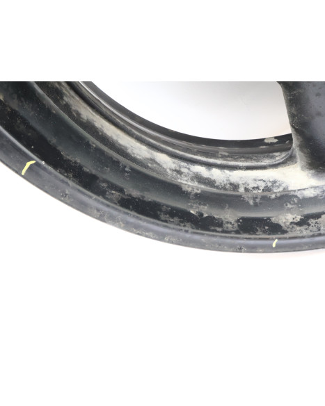 Suzuki GSX-R750, bakfälg