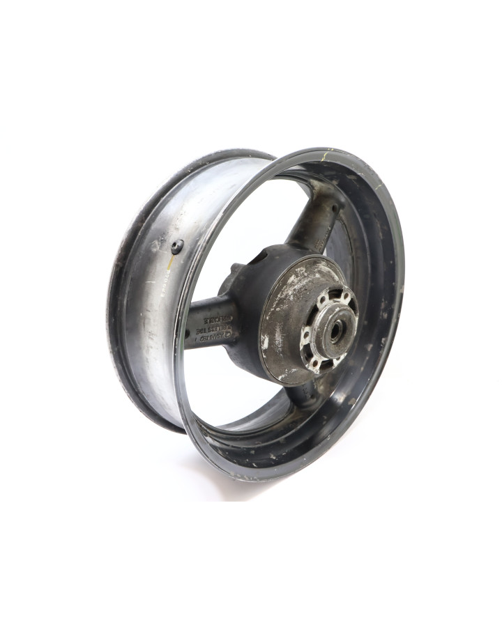 Suzuki GSX-R750, bakfälg