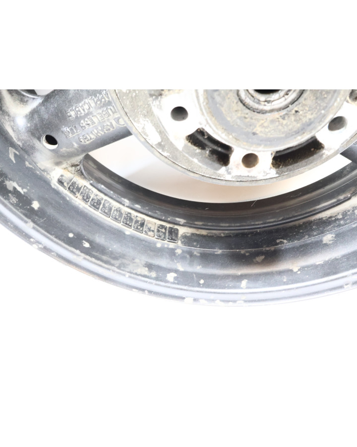 Suzuki GSX-R750, bakfälg