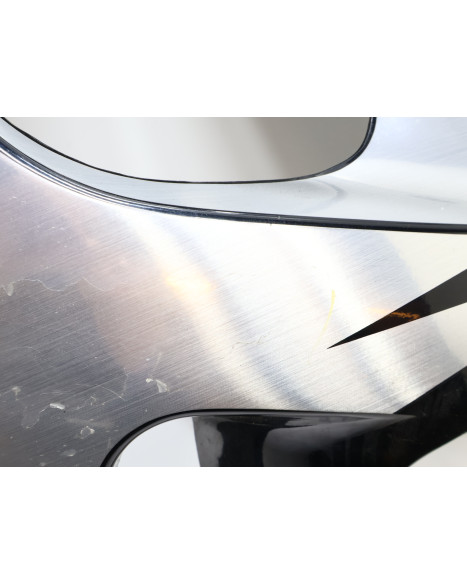 Suzuki GSX-R600, sidokåpa vänster