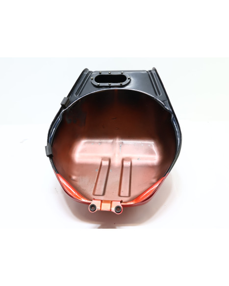 Suzuki GSX-R600, bränsletank