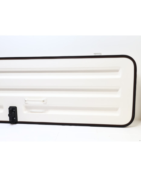 Fritidsvagnen, dörr