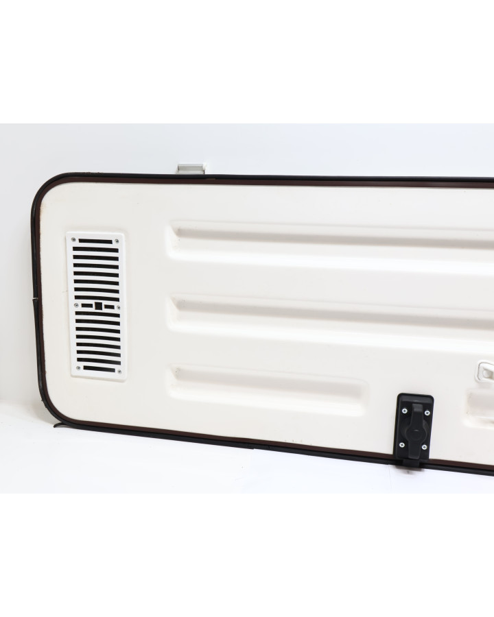 Fritidsvagnen, dörr