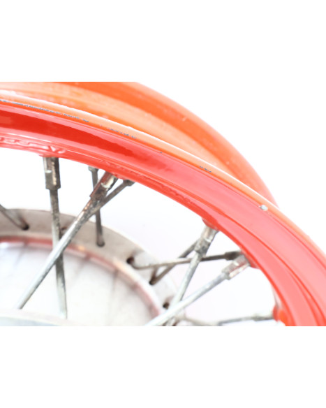 Honda VT600 Shadow, bakfälg